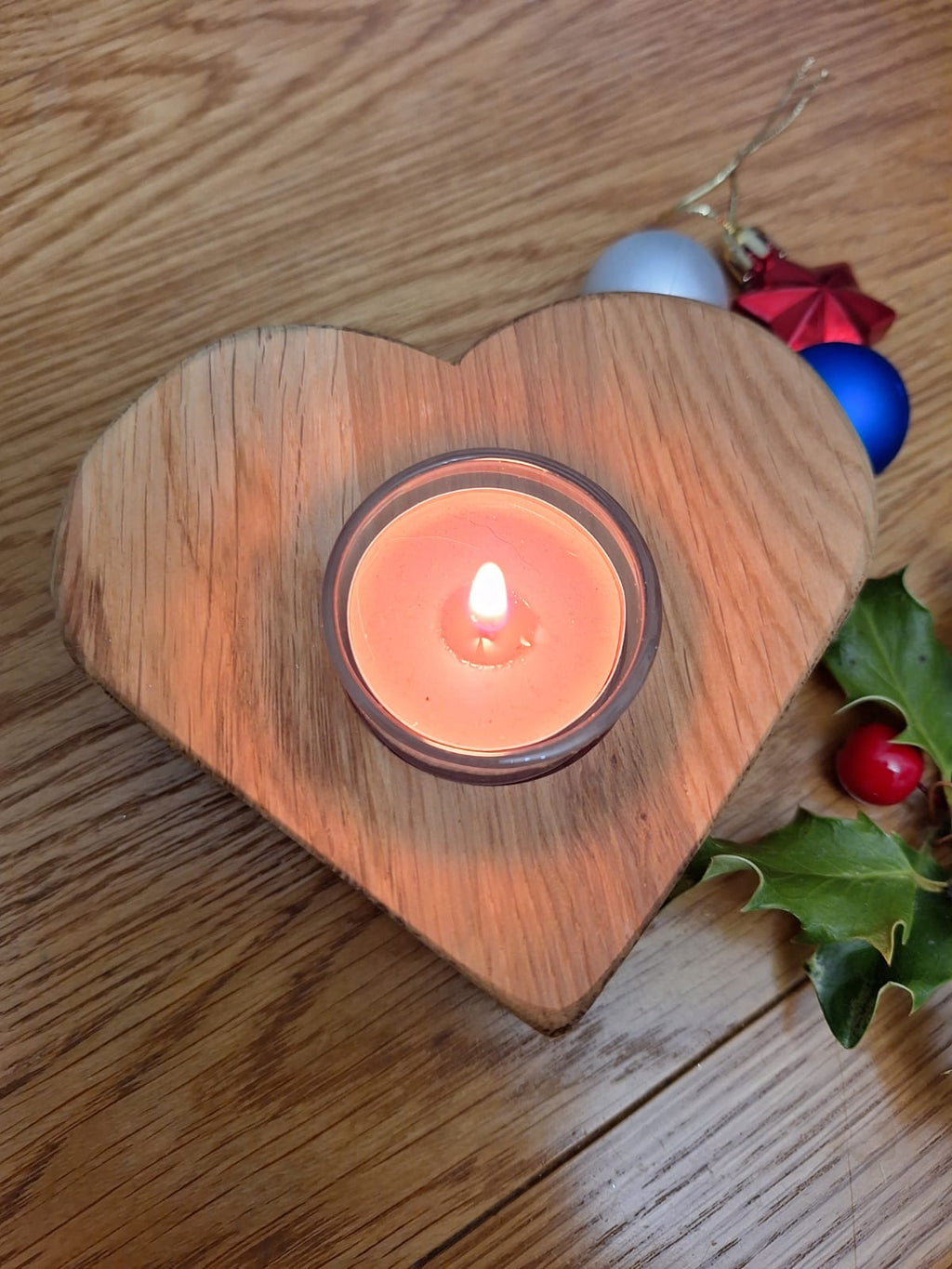 Solid oak heart tealight candle holder