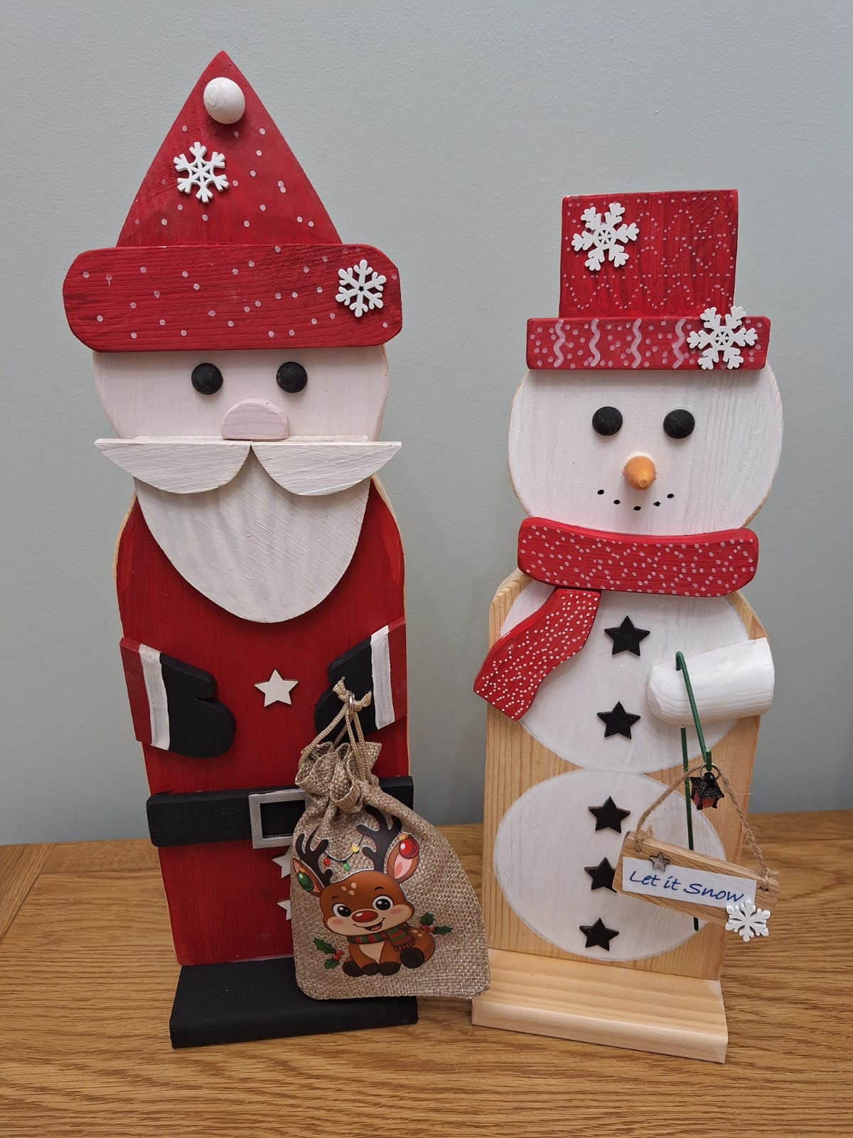 Solid pine santa