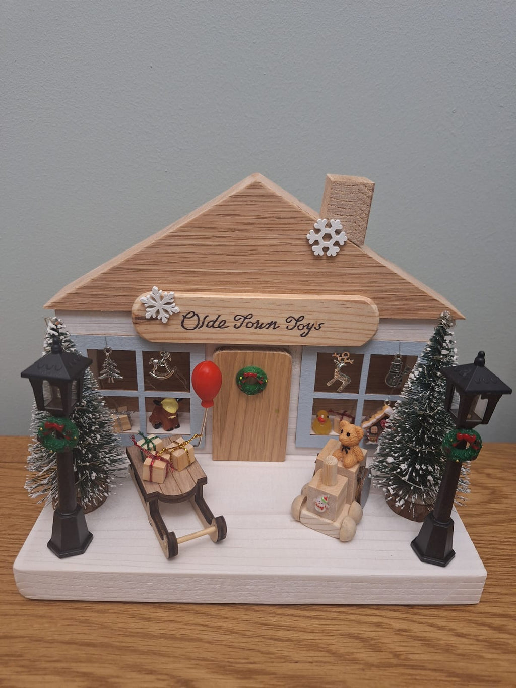 Christmas olde town toy shop