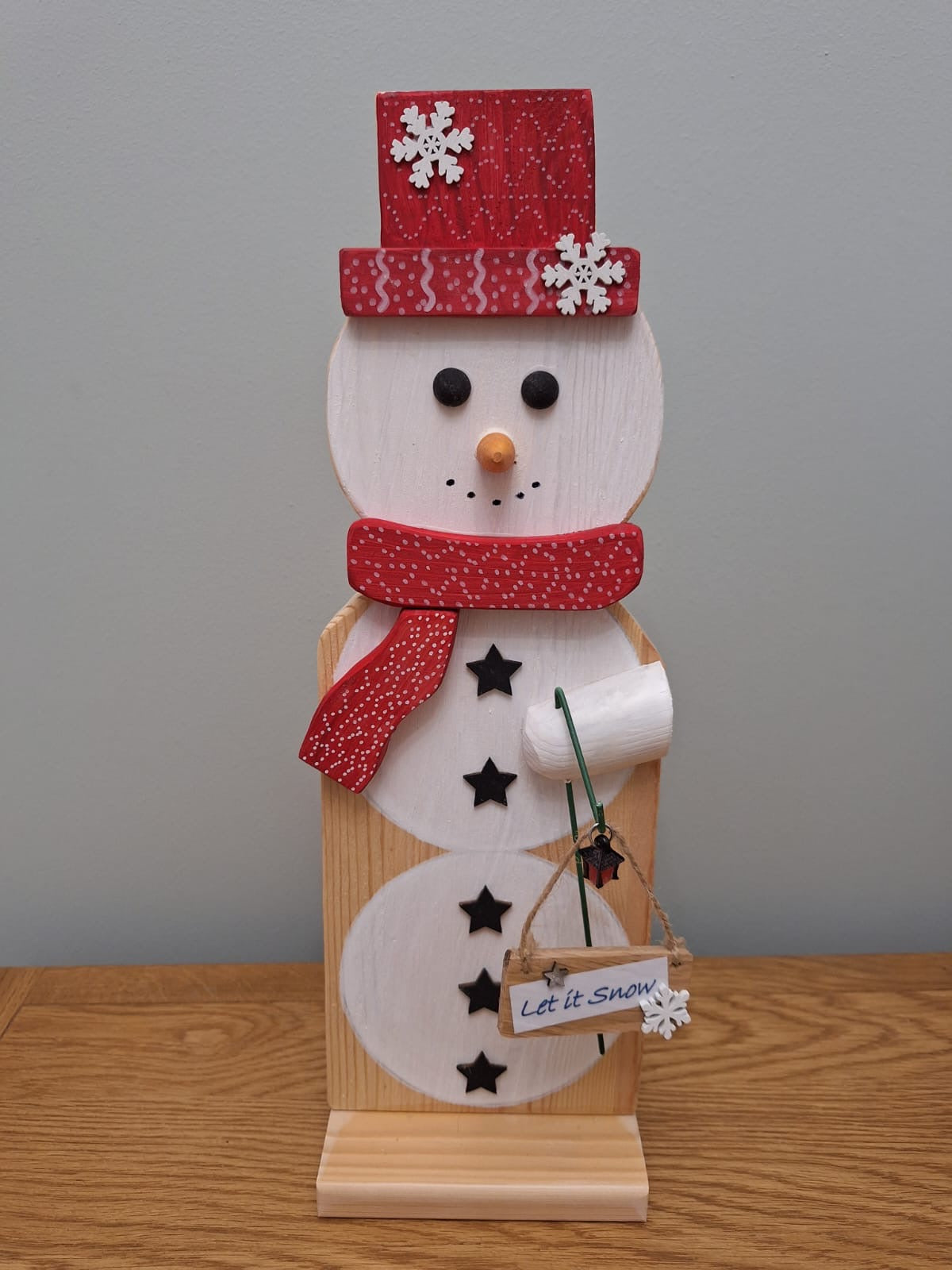 Solid pine snowman